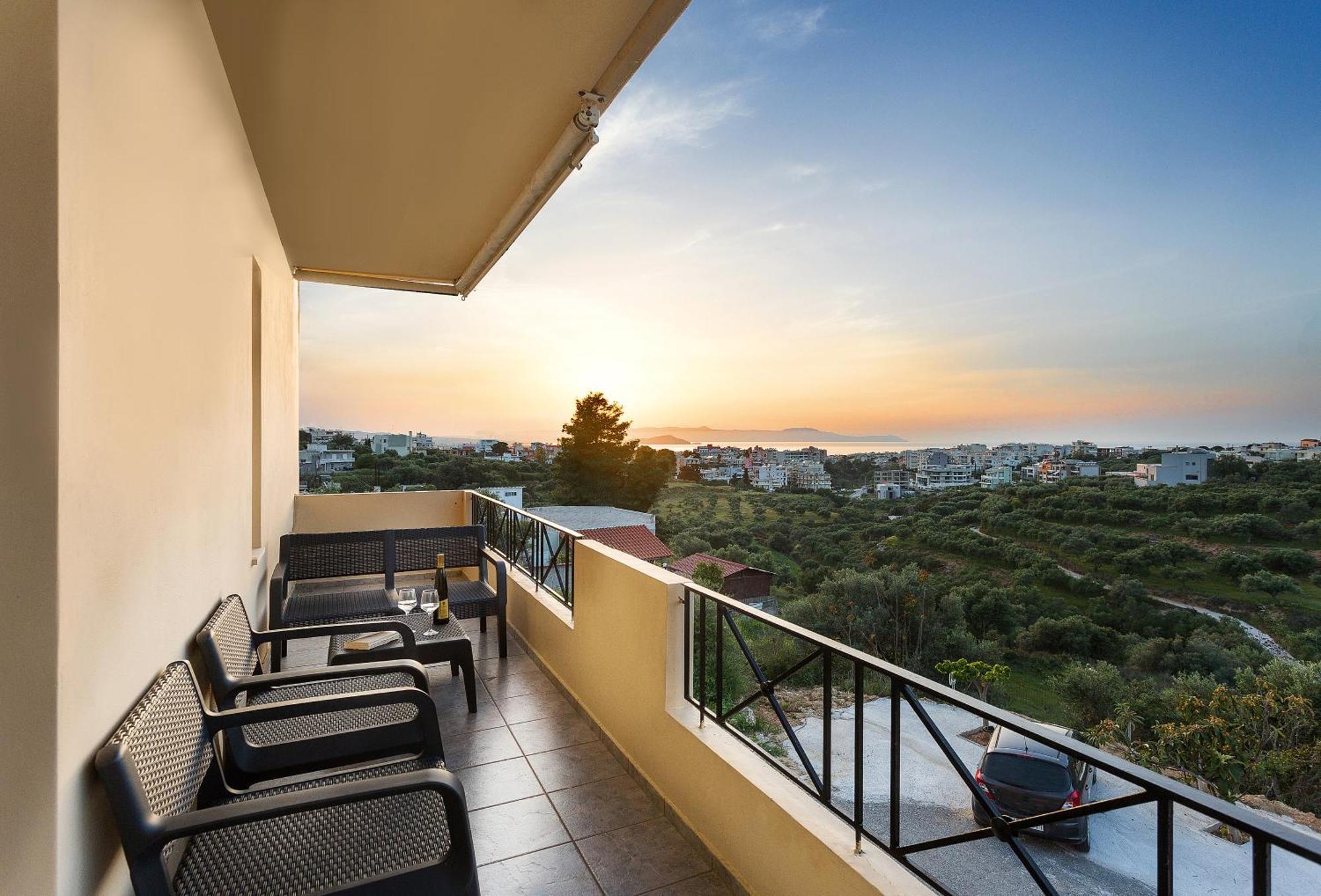 Kds Overlooking Chania Chania  ภายนอก รูปภาพ